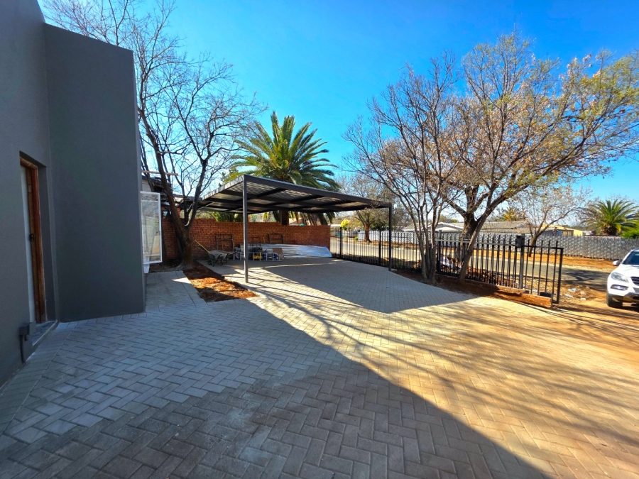 3 Bedroom Property for Sale in Generaal De Wet Free State